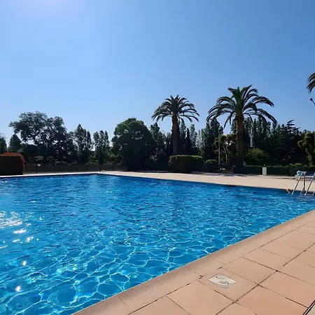 Appt 4pers, Piscine, Clim,parking Apartment