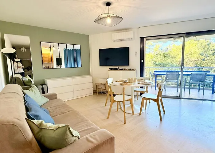 Apartmán Appt 4pers, Piscine, Clim,parking Mandelieu